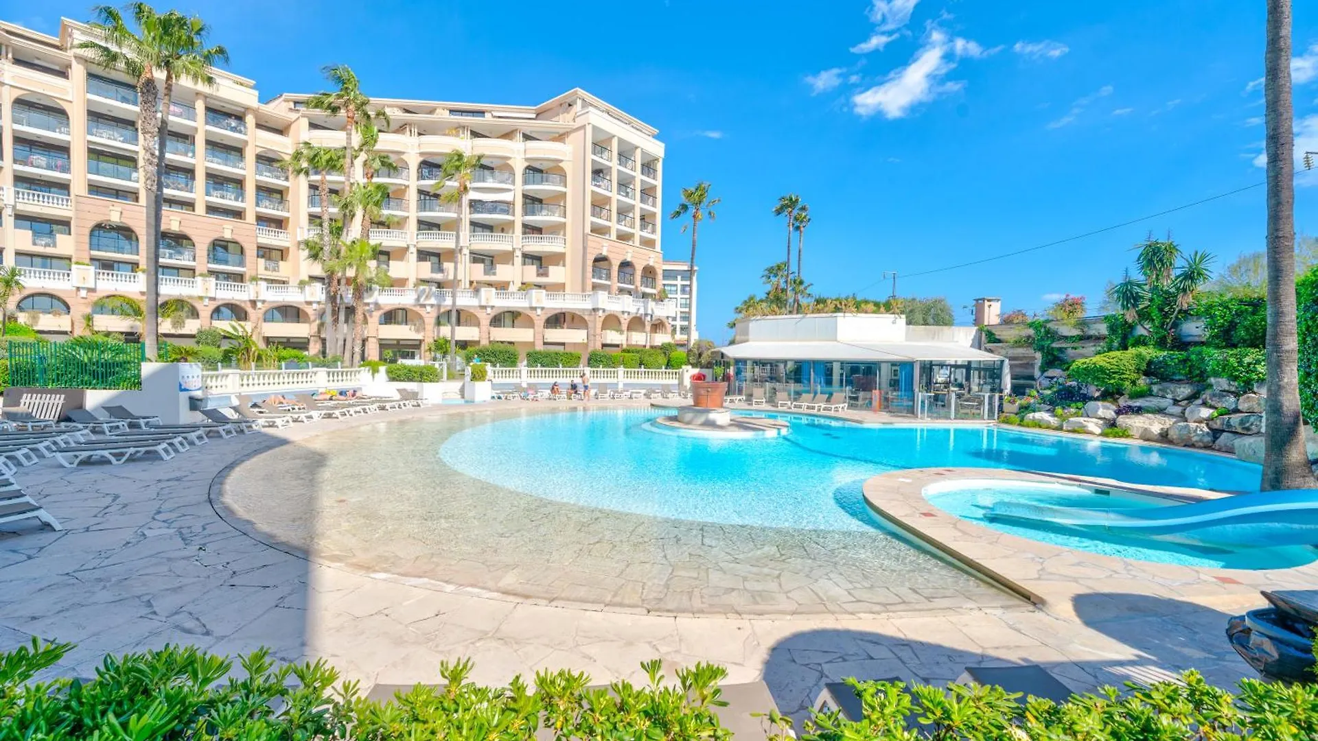 Residence La Palme D'Azur - Cannes 0*,  France